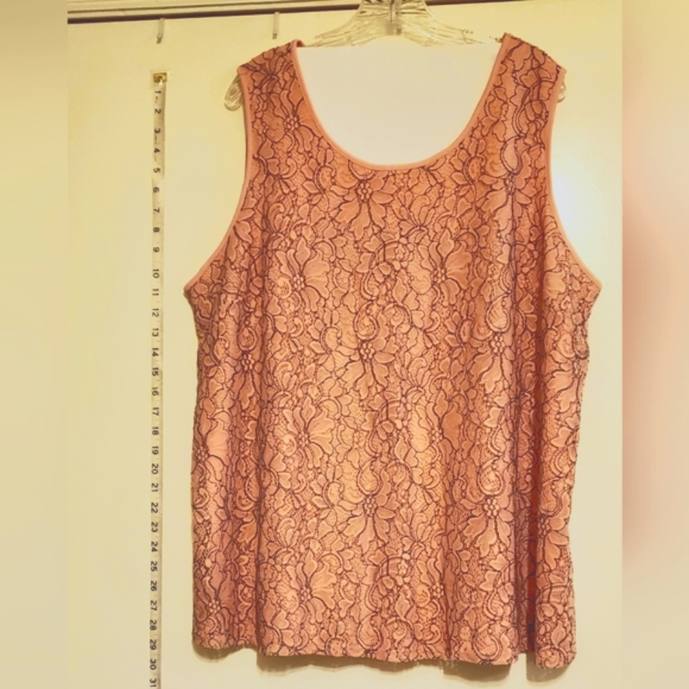 Est 1946 Beautiful Pink Lace with Black outlining 22/24